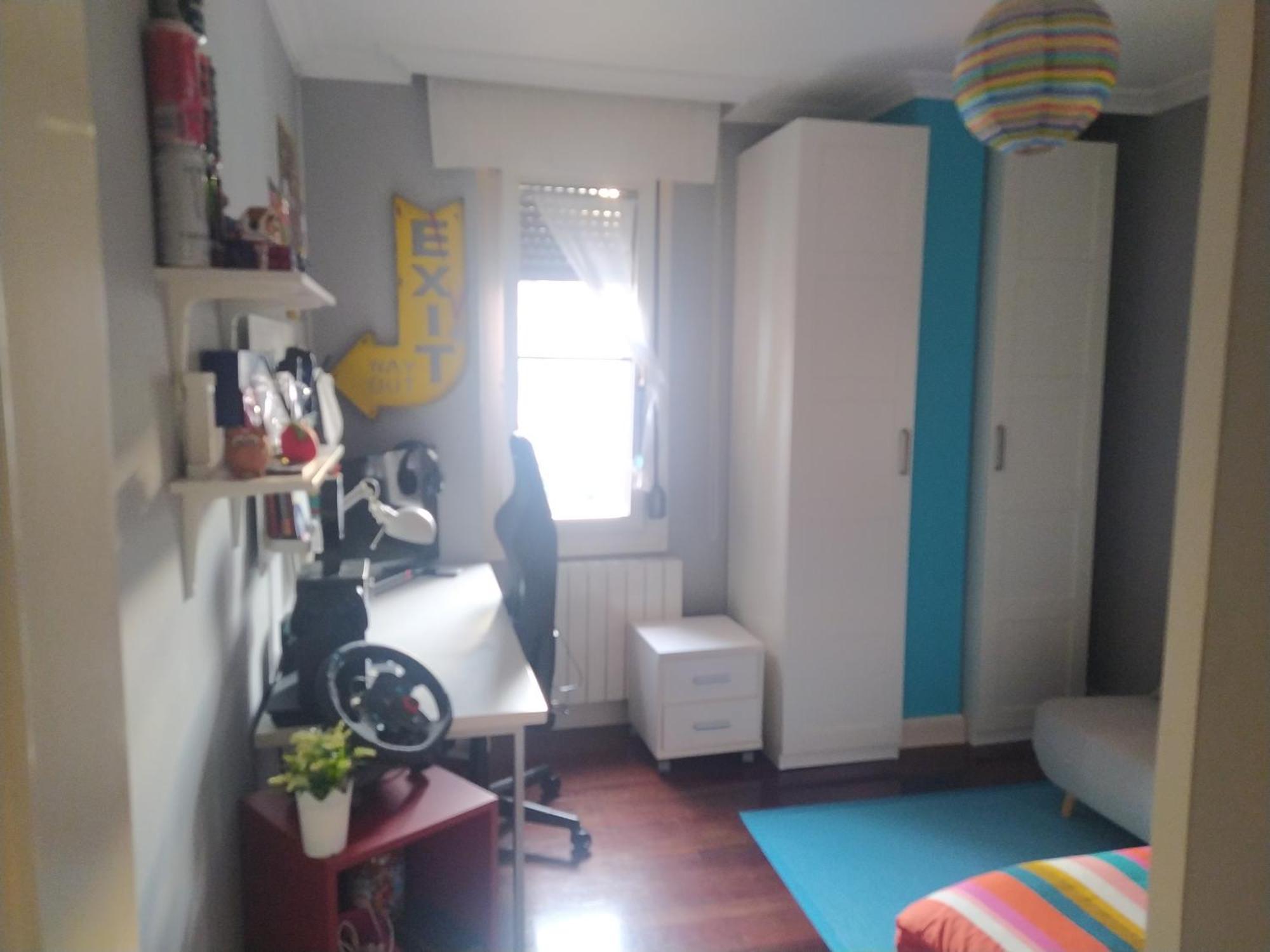 Nuestro Refugio - Casco Viejo Con Wifi Y Parking Gratuito- Apartman Bilbao Szoba fotó